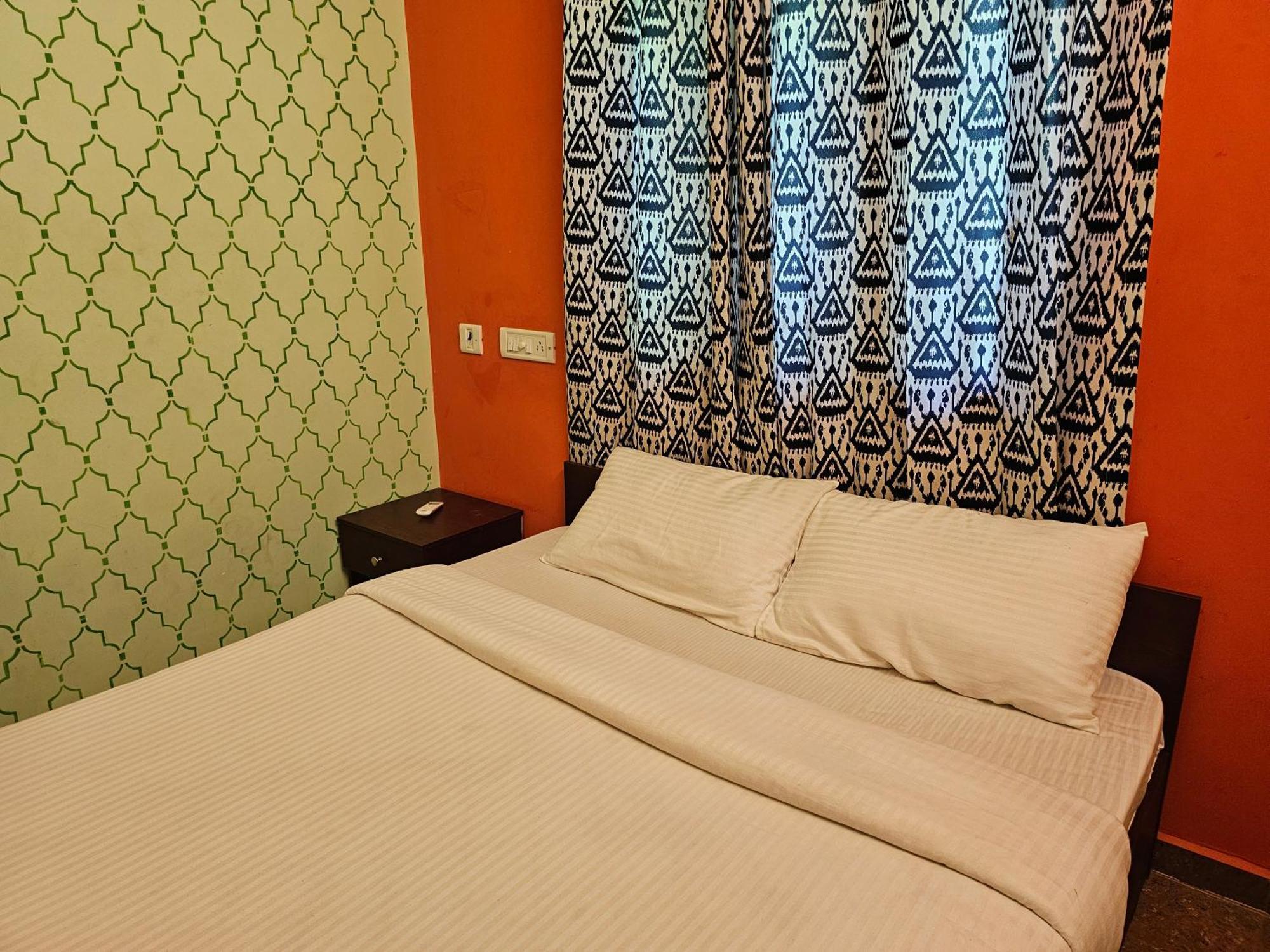 Shri Sai Balavany Residency 蓬蒂切里 外观 照片